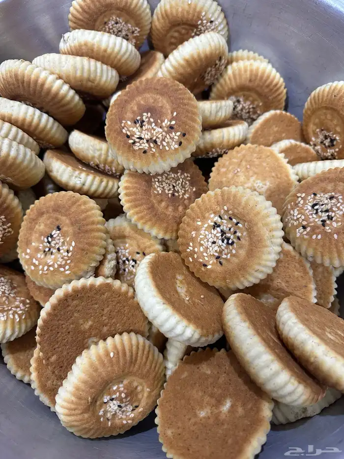 كليجا حائل الاصلية سادة ومعمول وفطيرة تفاح متوفر تمارا 0