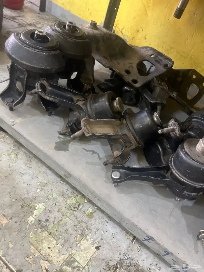 كراسي مكينه كامري وافالون ولكزس اصلي (يتوفر خدمه تابي) 5