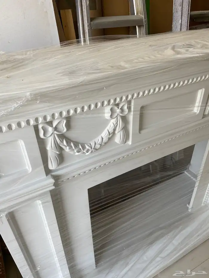 طاولة ديكور دفاية جديدة بتغليف المصنع لم تستخدم 8