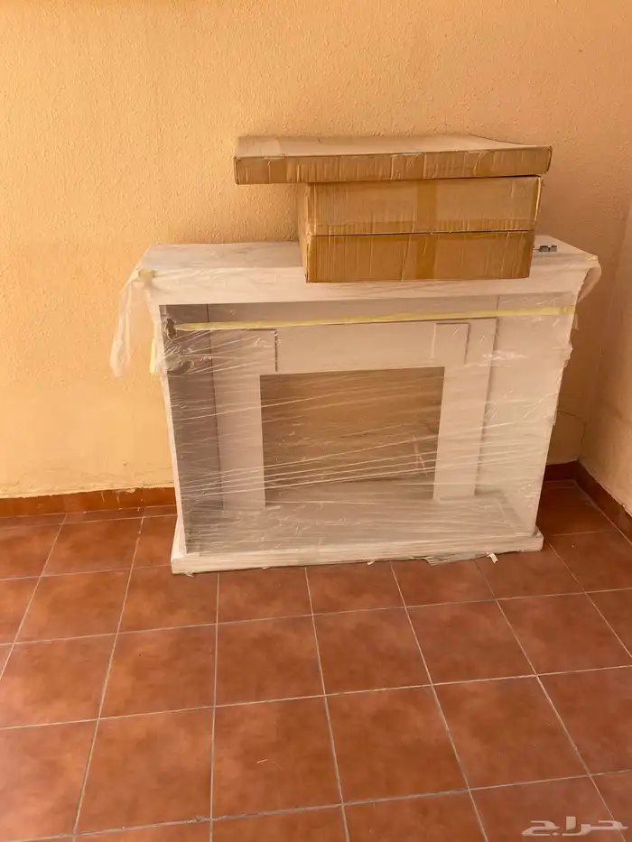 طاولة ديكور دفاية جديدة بتغليف المصنع لم تستخدم 11