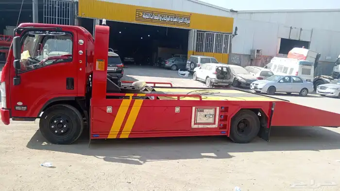 سطحة متواجد بتبوك للمشاوير 0