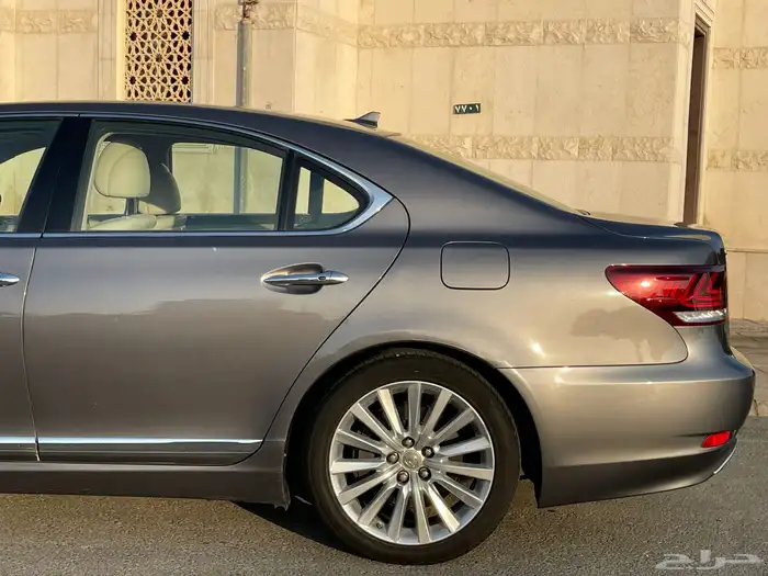 لكزس LS460 الموديل 2013 نظيف(تم البيع) 18