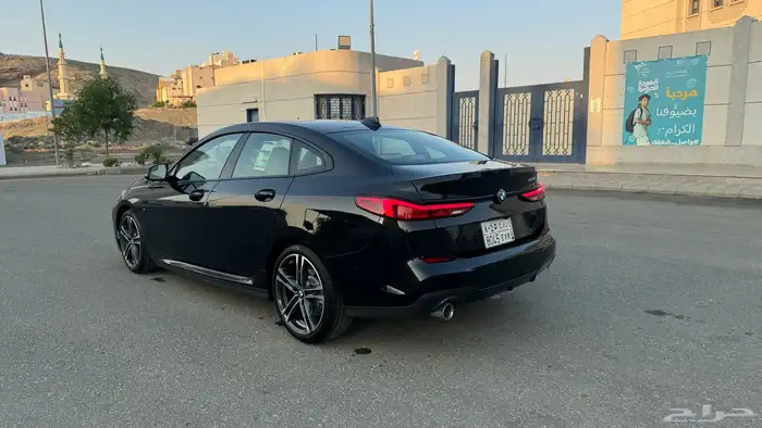 بي ام دبليو 218i  شبه جديدة 3