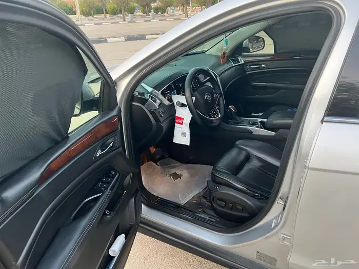 كاديلاك SRX 2013 6