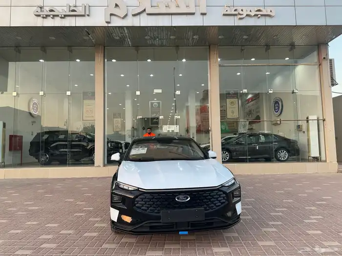 فورد تورس امبيناتي 2025 هايبرد 0