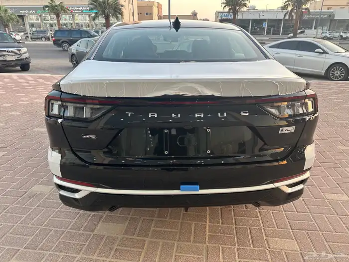 فورد تورس امبيناتي 2025 هايبرد 11