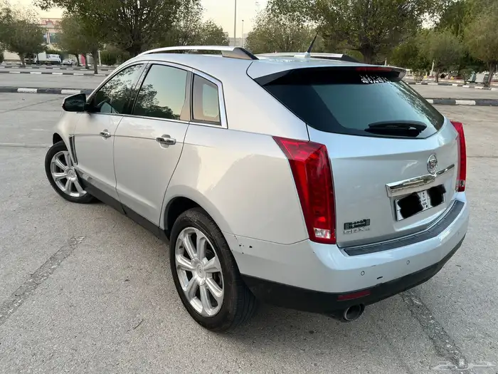 كاديلاك SRX 2013 2