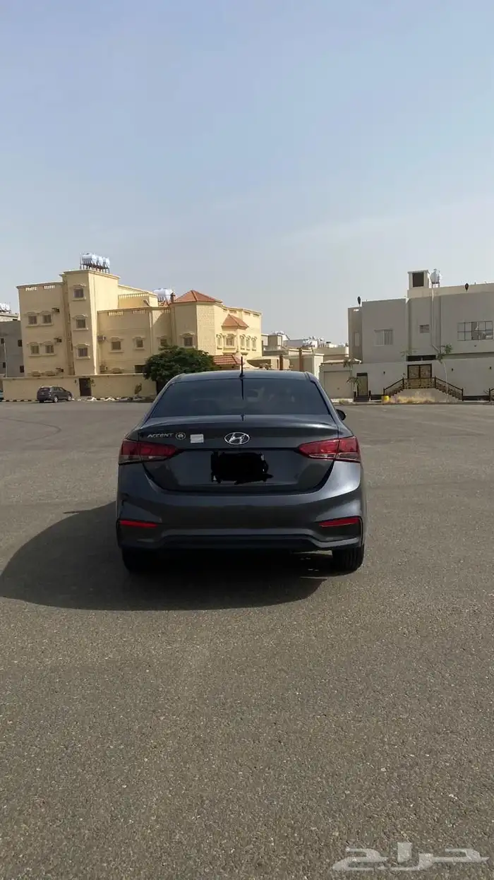 اكسنت 2020 استاندر للبيع قير مكينه شرط الممشى 114الف 0