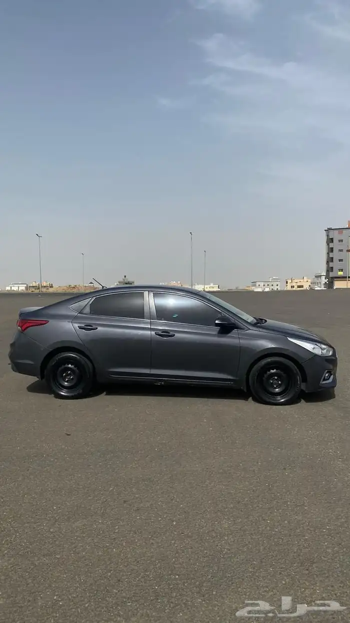 اكسنت 2020 استاندر للبيع قير مكينه شرط الممشى 114الف 4