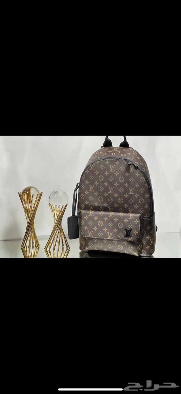 شنط ظهر ماركة مقلدة LV 3