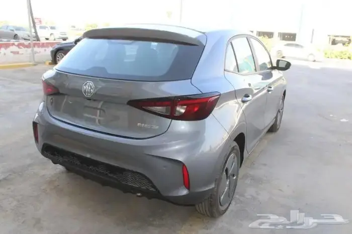 ام جى 3 استندر موديل 2025 10