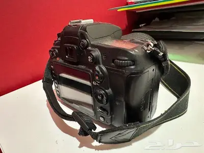 نيكون D7000 و D5200 و SB910 مع 6 عدسات وفلاتر 17
