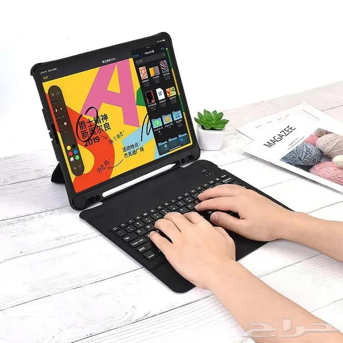 كيبورد تشويتيك لاسلكي ل ايباد برو 12.9 - اسود 5