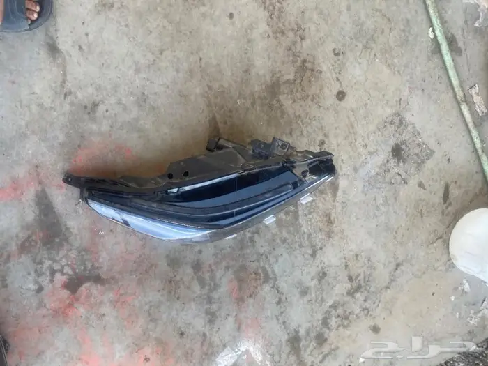 شمعه يمين كاديلاك CT5 2