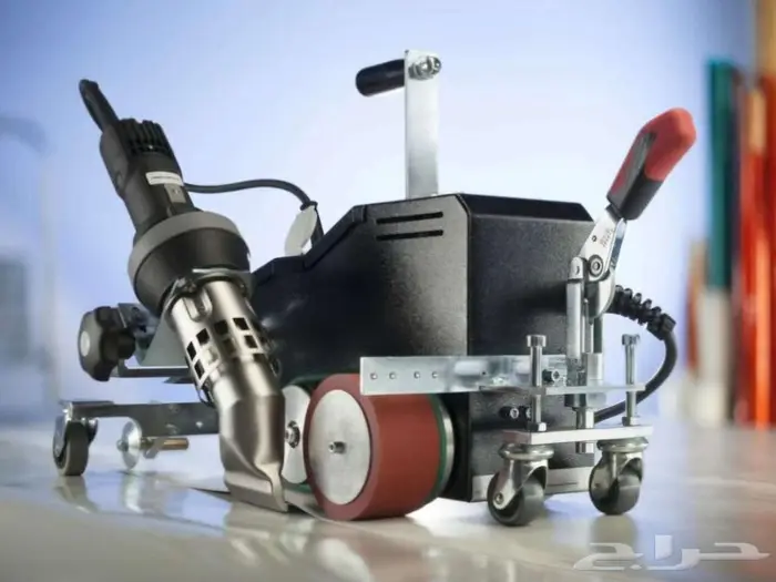 ماكينة لحام pvc ألماني كبيرة من شركة السنيدي للخيام 0