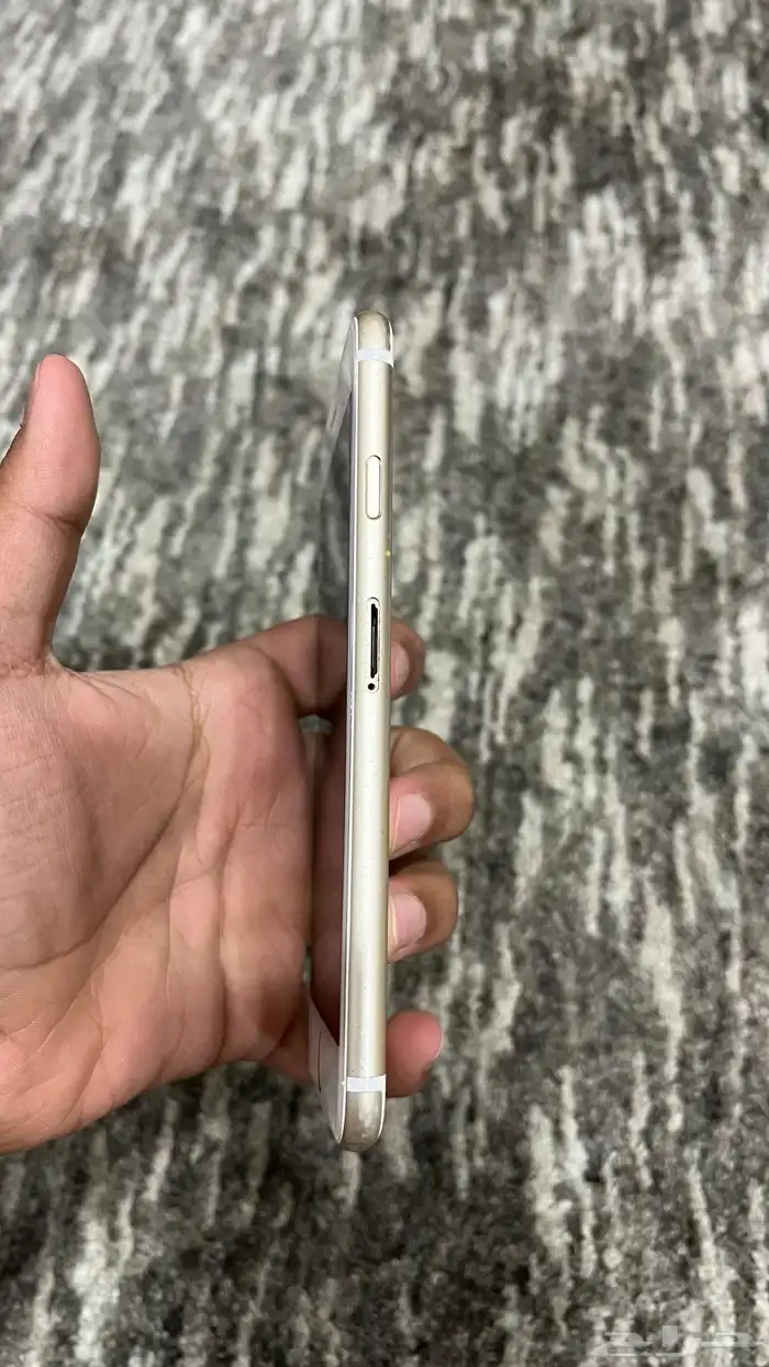 للبيع جوال آيفون 6s 2
