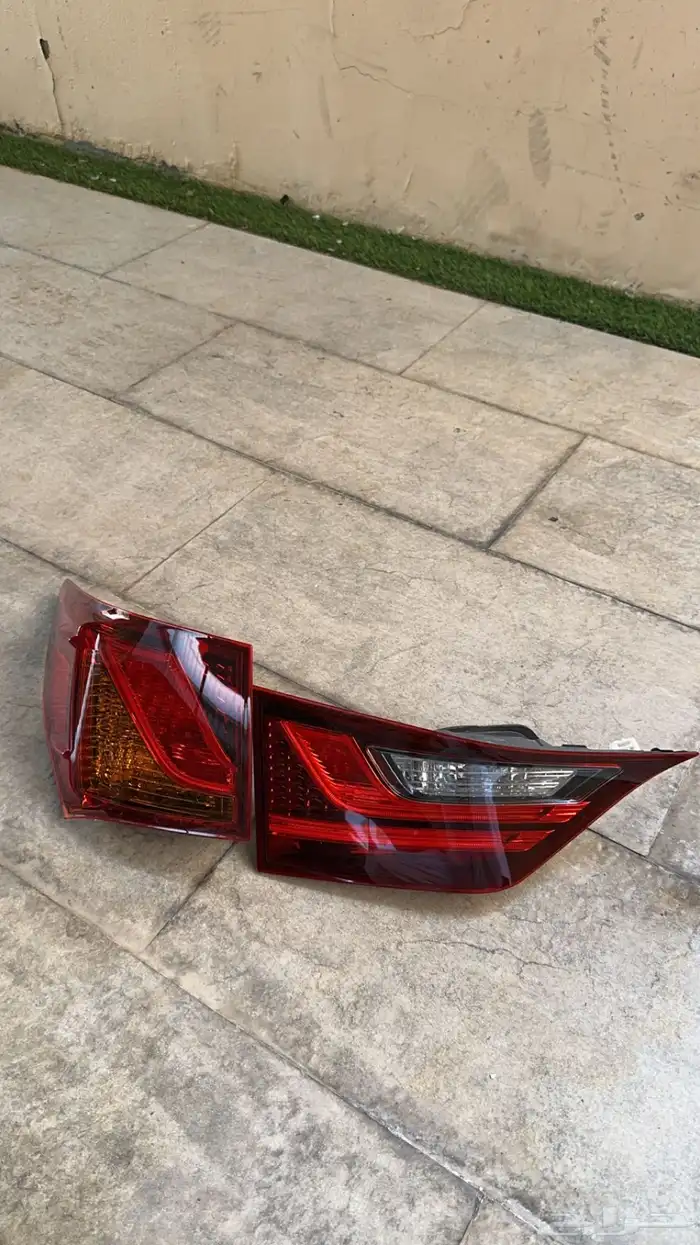 شمعات اماميه واسطبات خلفيه لكزس Gs اصليه وكاله 5