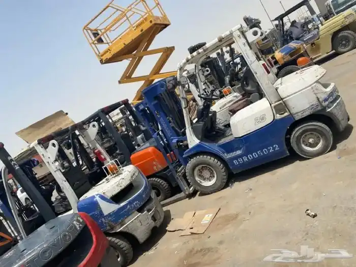 رافعات شوكية للايجار فوركلفت للايجار اليومي والشهري مشوار 10