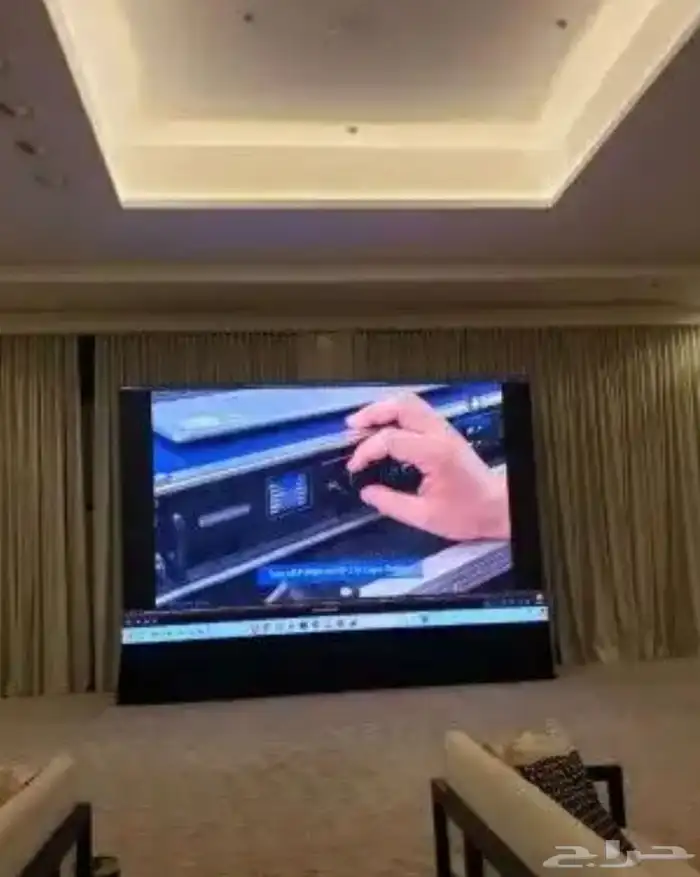 ايجار شاشات عرضيه وطوليه با المتر 2