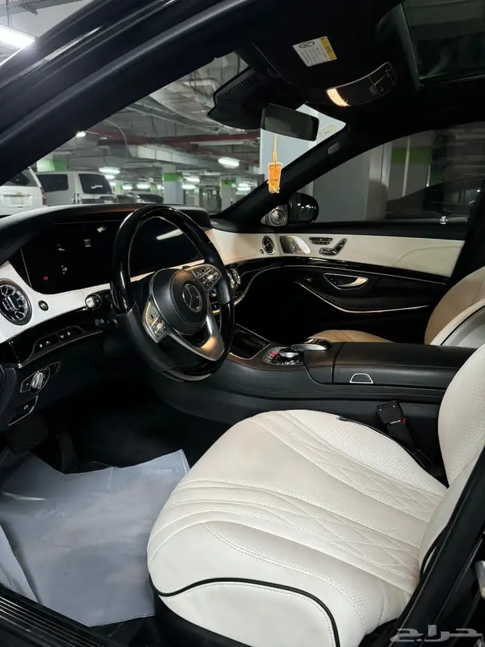 للبيع يخت 560s ( داخلية اف وايت ) 9