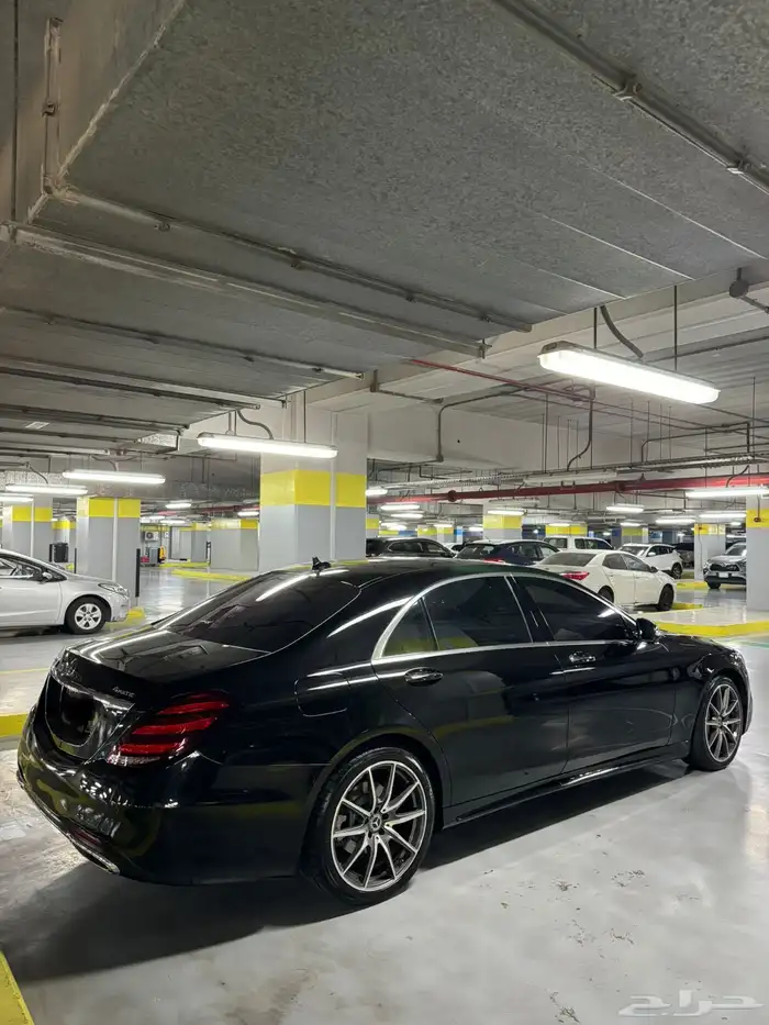للبيع يخت 560s ( داخلية اف وايت ) 2