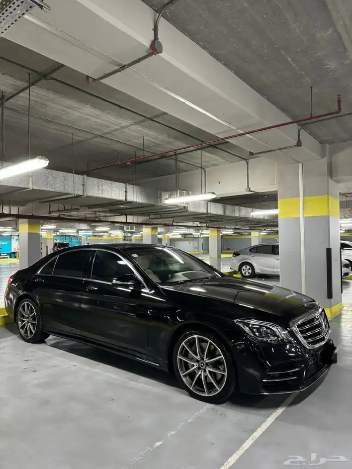 للبيع يخت 560s ( داخلية اف وايت ) 1