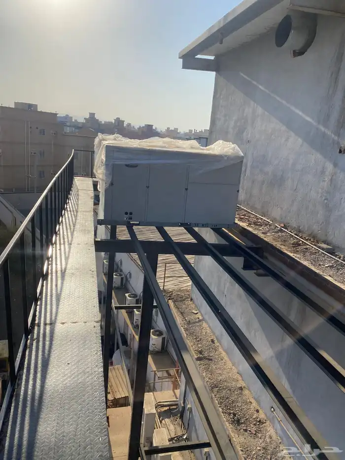 مكيف بكج 20طن شبه جديد استكات تركيب الدكت وتفصيل اسعارنا غير 0