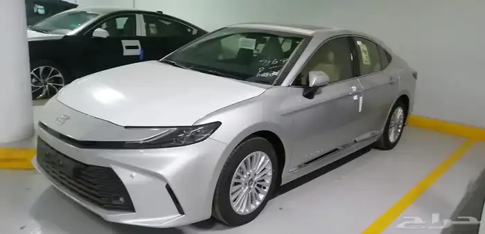 تويوتا كامري LE بنزين 2025 ب 1778 شهريا 0