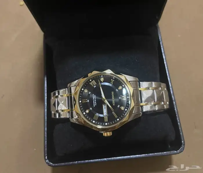سعات رجالية لبيع جديده ماركة كوارتز الحركه يابانيه 5