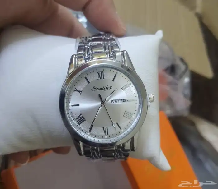 سعات رجالية لبيع جديده ماركة كوارتز الحركه يابانيه 12