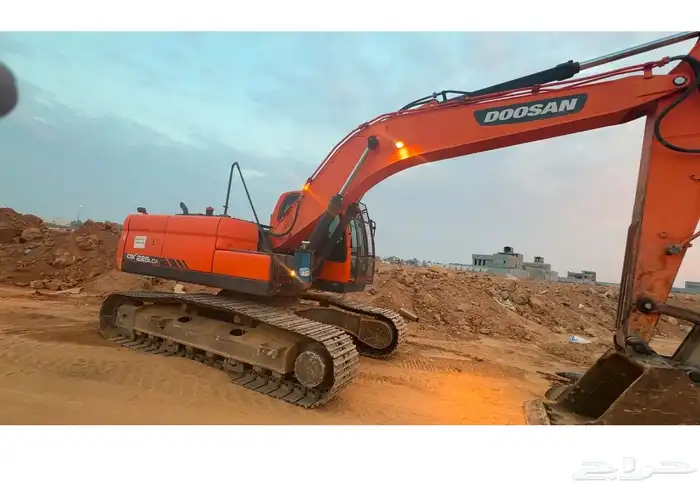 ايجار بوكلين دوسان مقاس 225 موديل حديث 0