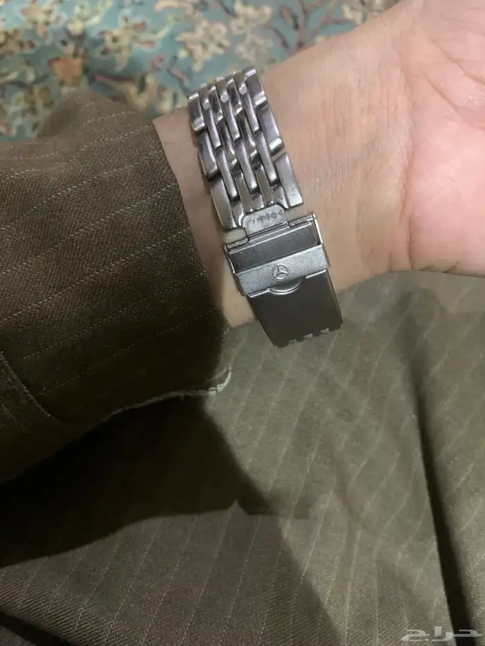 ساعة مرسيدس 1