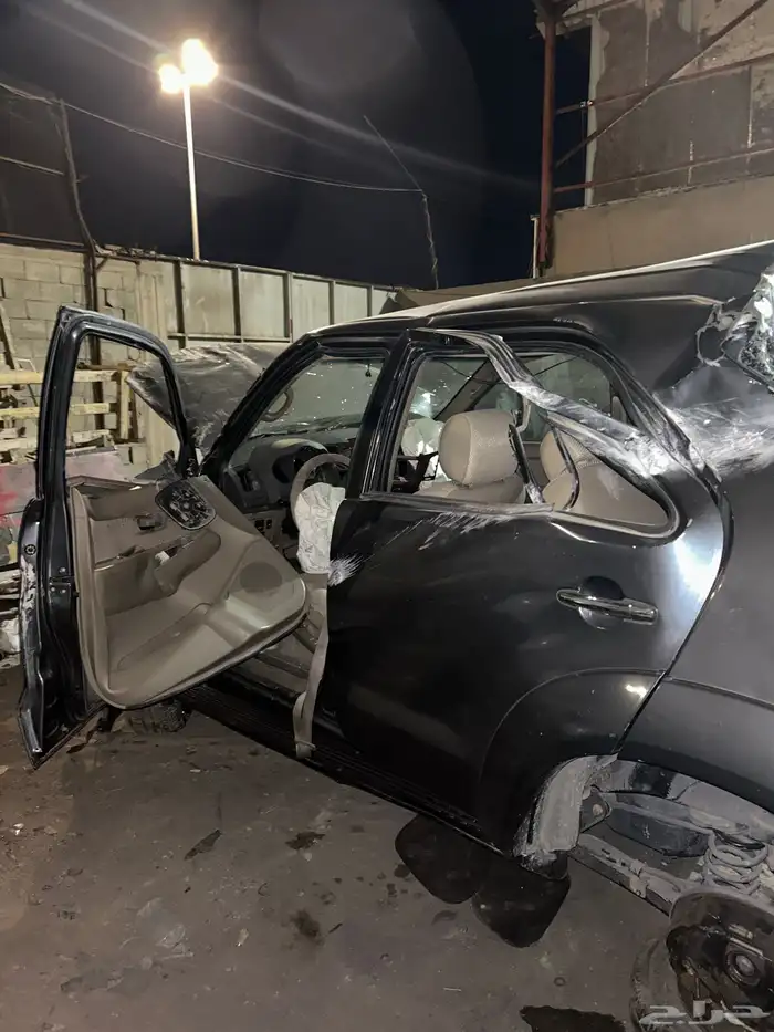 قطع غيار فورتشينر 2010 2