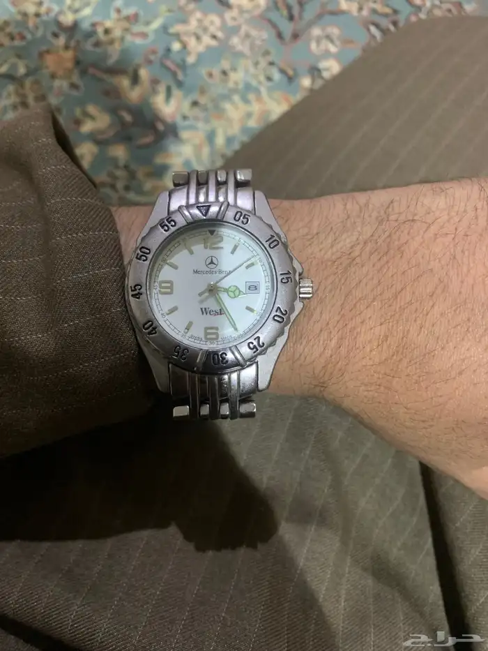 ساعة مرسيدس 0