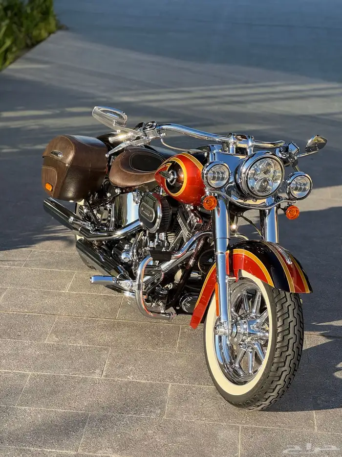 Harley deluxe CVO 2014 نادر 11