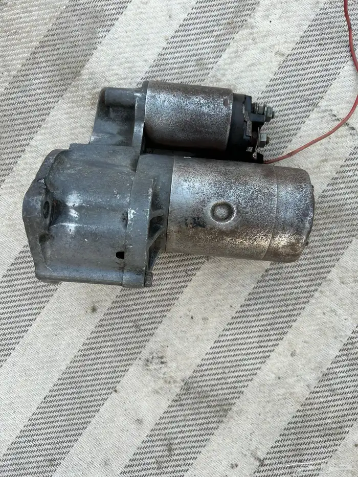 سلف ددسن ديزل او بنزين من موديل 80 إلى 85 4