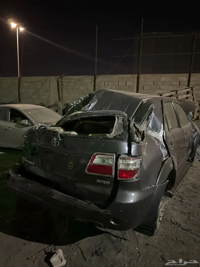 قطع غيار فورتشينر 2010 1