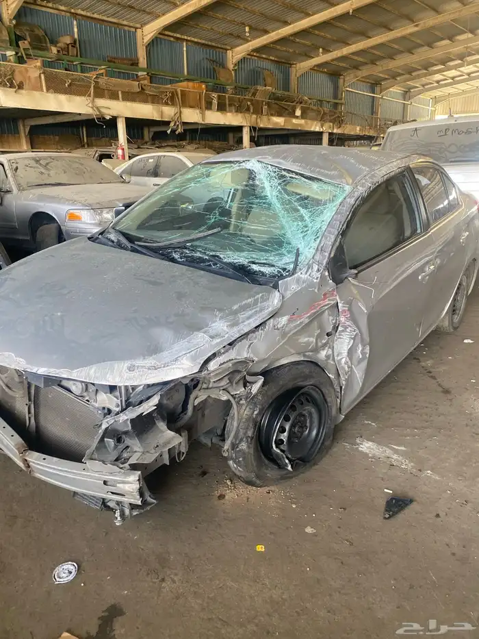 يارس مصدوم للبيع قطع فقط 1
