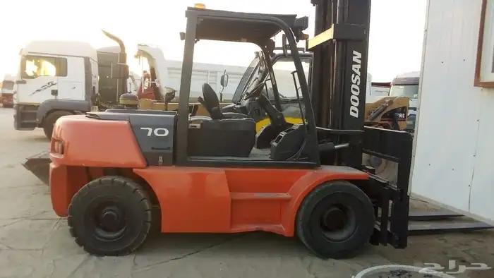 Forklift   telehandler and cranes for rent 3