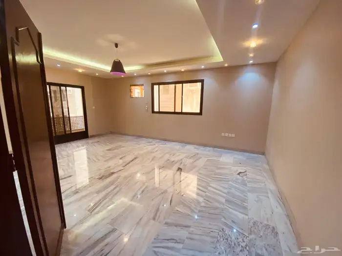 عمارة تجارية للبيع 37