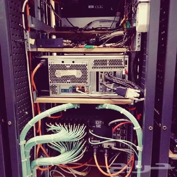 تمديد وتركيب وصيانة شبكات الانترنت والكاميرات والتلفونات 4