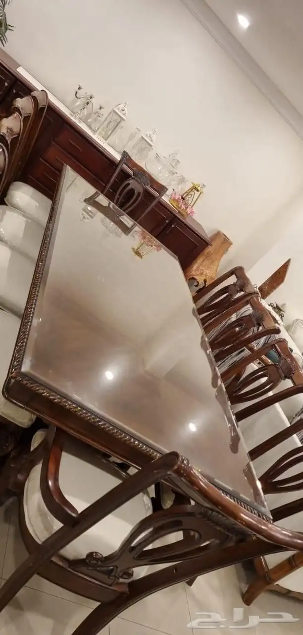 كنب مجلس و طاولة سفرة كلاسيك 7