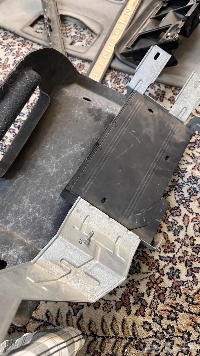 قطع لينكون و فورد تاون كار و فكتوريا و ماركيز 24