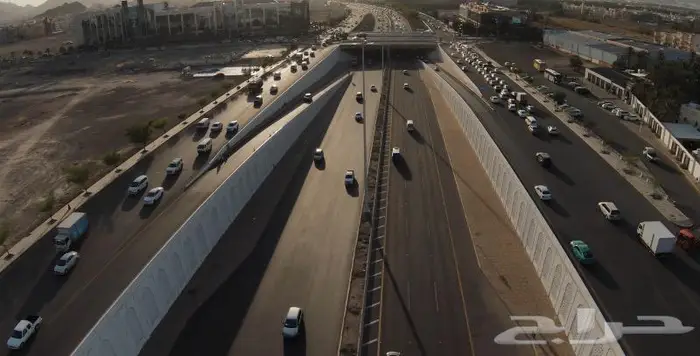 مصور درون تصوير كاميرا 13