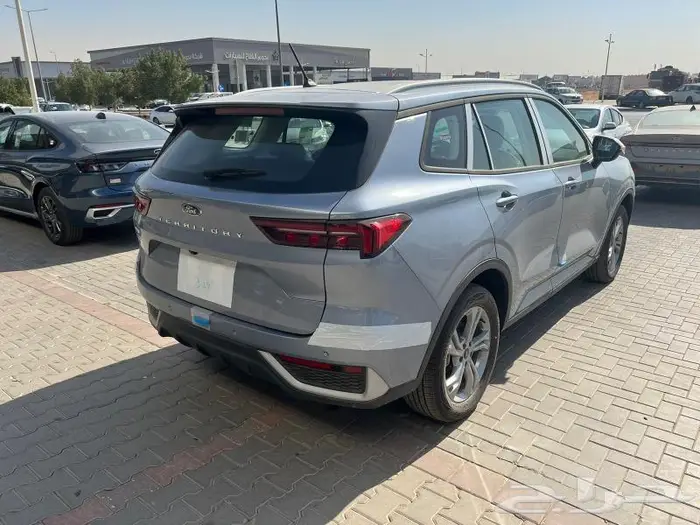 فورد تيريتوري امبيانتي موديل 2025 3