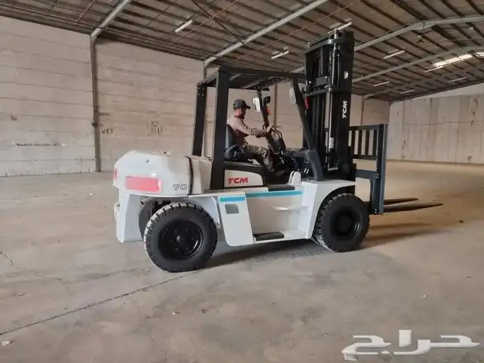Forklift   telehandler and cranes for rent 6