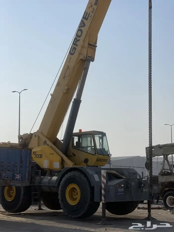 مطلوب كرين جروف للبيع 50 طن موديل 90 0