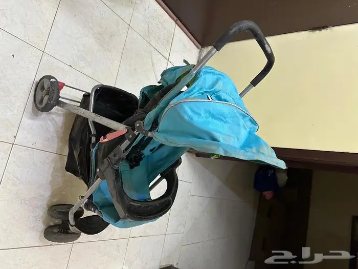 عربة أطفال نظيفة جدا 0