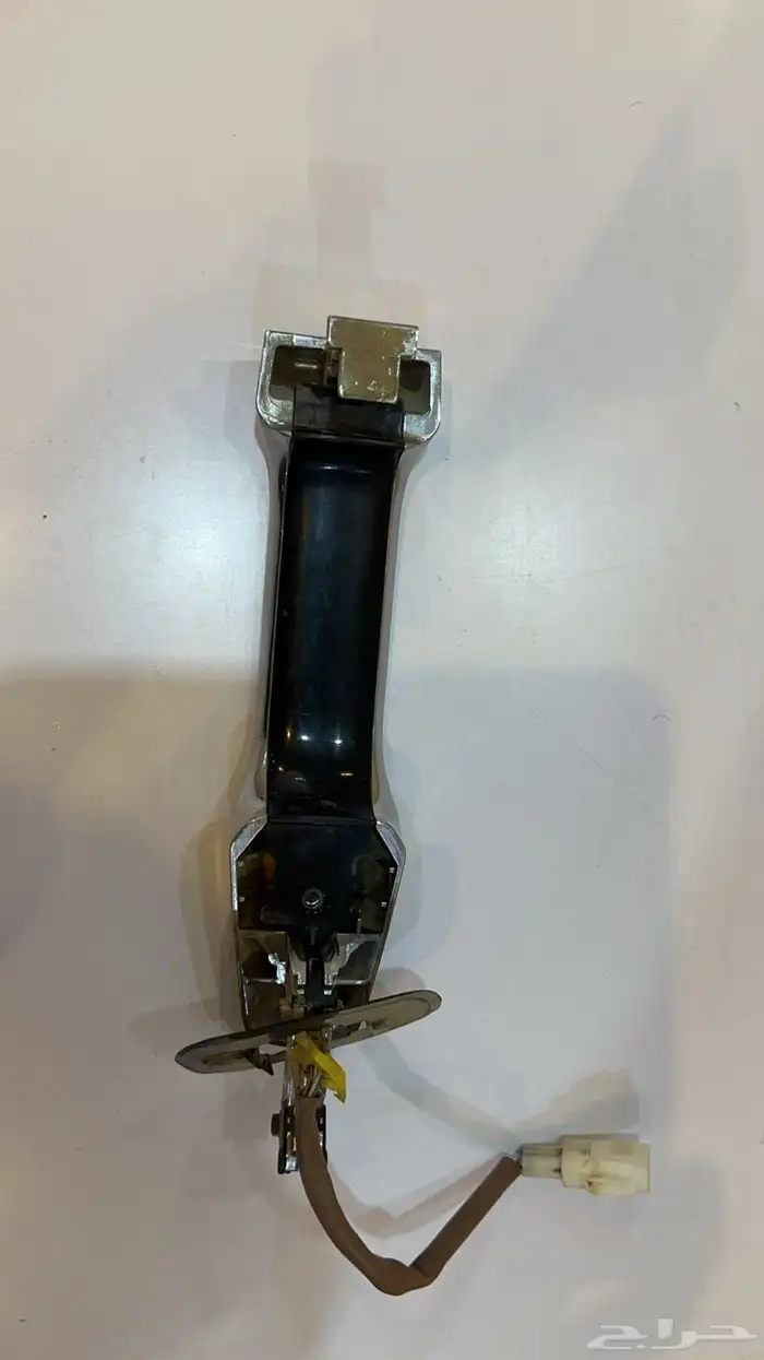 يد باب السواق لاند كروزر 0