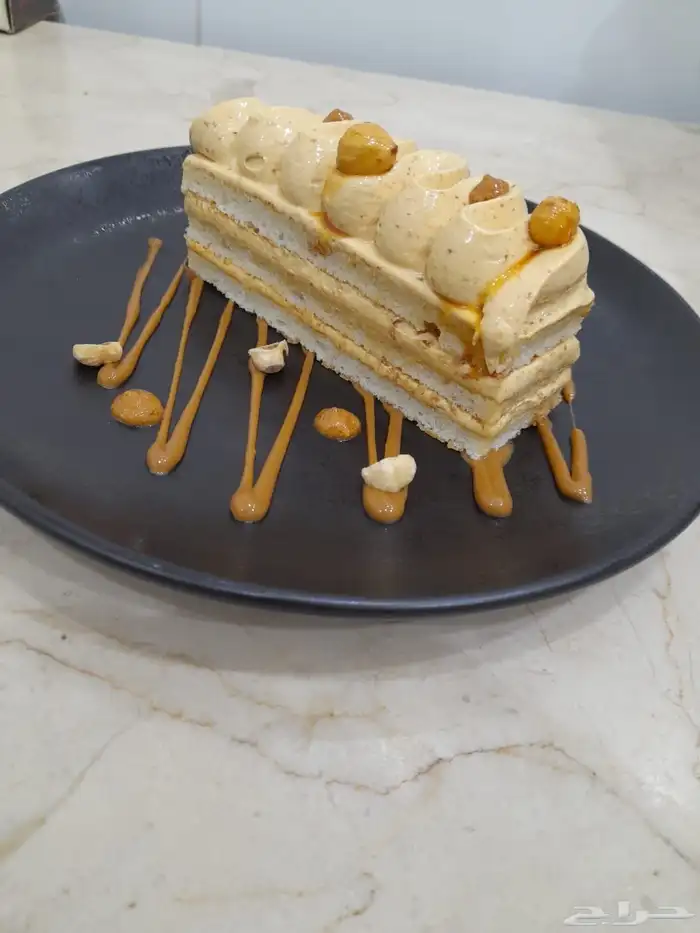 شيف حلويات يبحث عن عمل جزئي 16